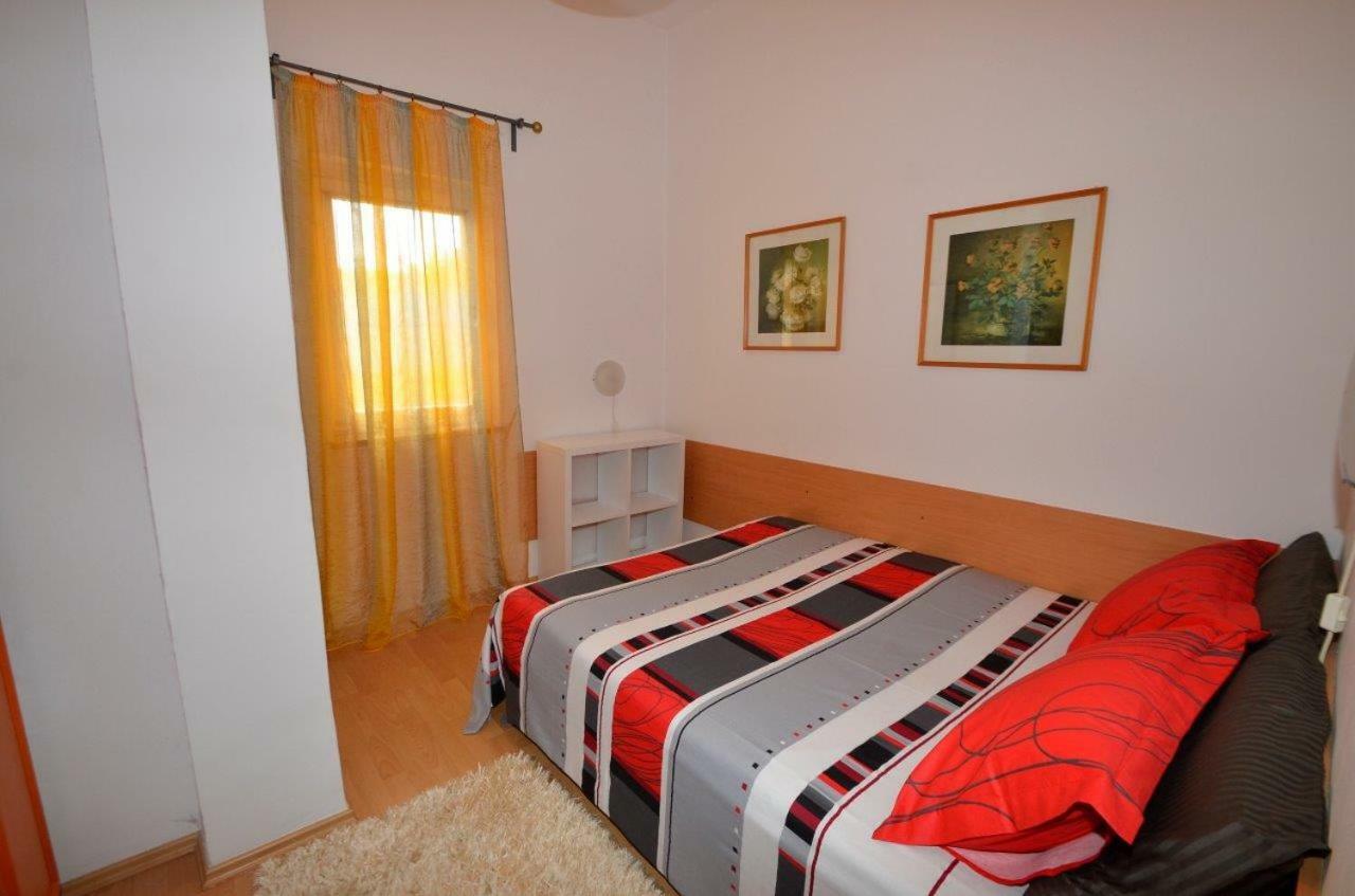 Apartments Nela ポレッチ エクステリア 写真